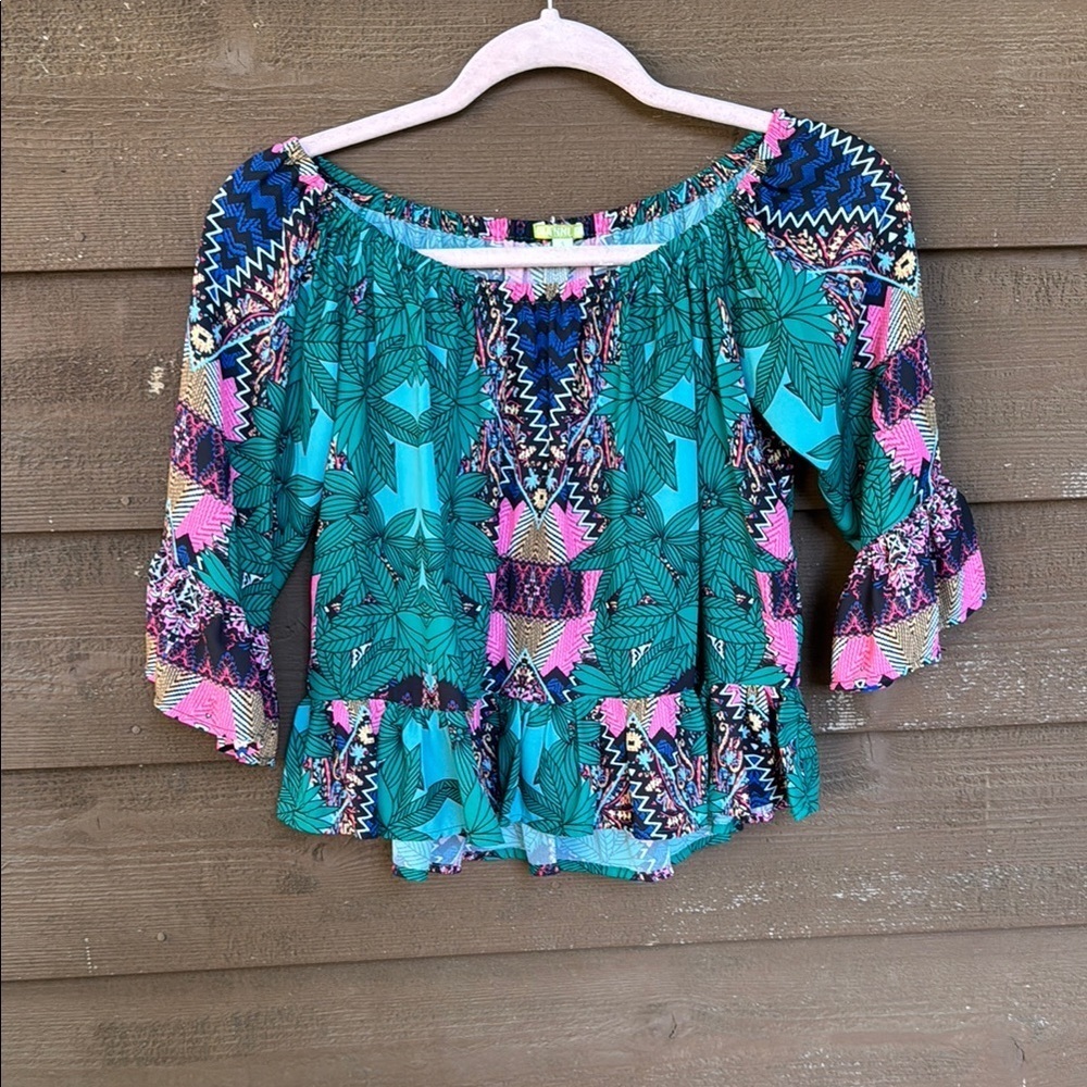 Gianni Bini bright jungle print crop blouse size small